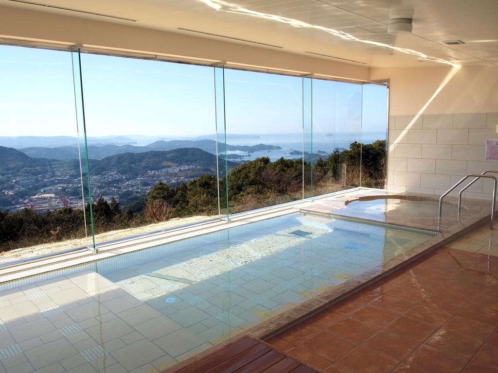 Yumihari-No-Oka Hotel Sasebo Esterno foto