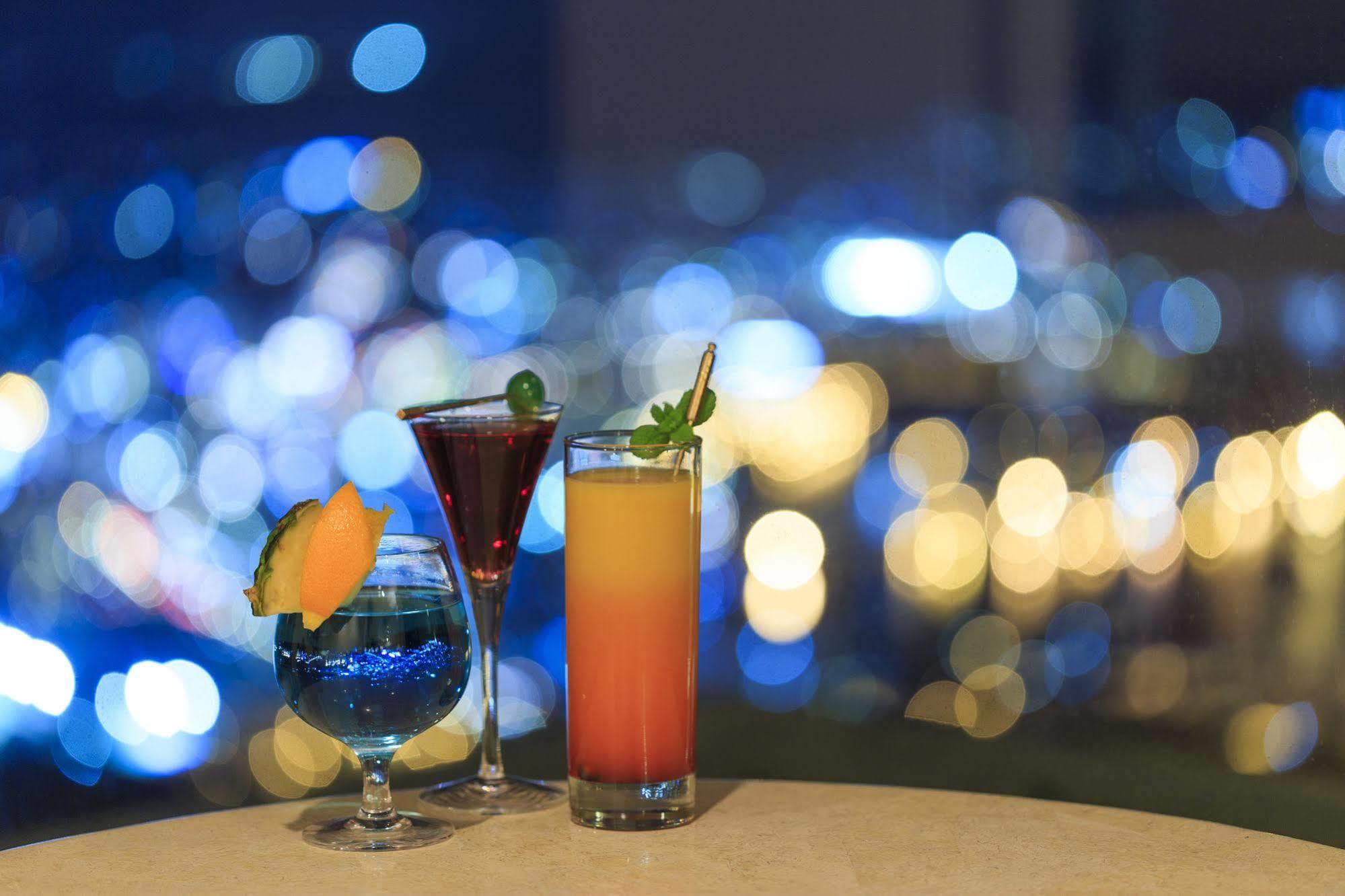 Yumihari-No-Oka Hotel Sasebo Esterno foto